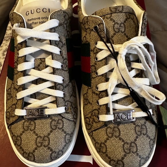 Gucci shoes - Picture 2 of 4